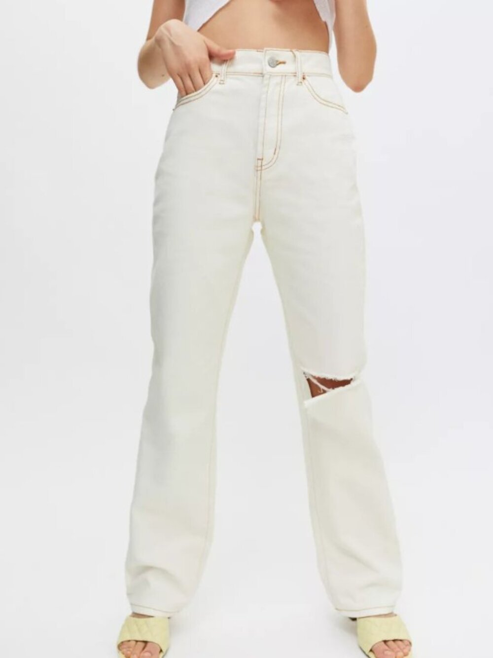 BDG Loose Straight Destroyed Ivory Denim Jeans Size 27